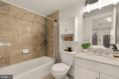 $575,000 | 2432 Ontario Road Northwest, Unit 1, Washington, DC 20009