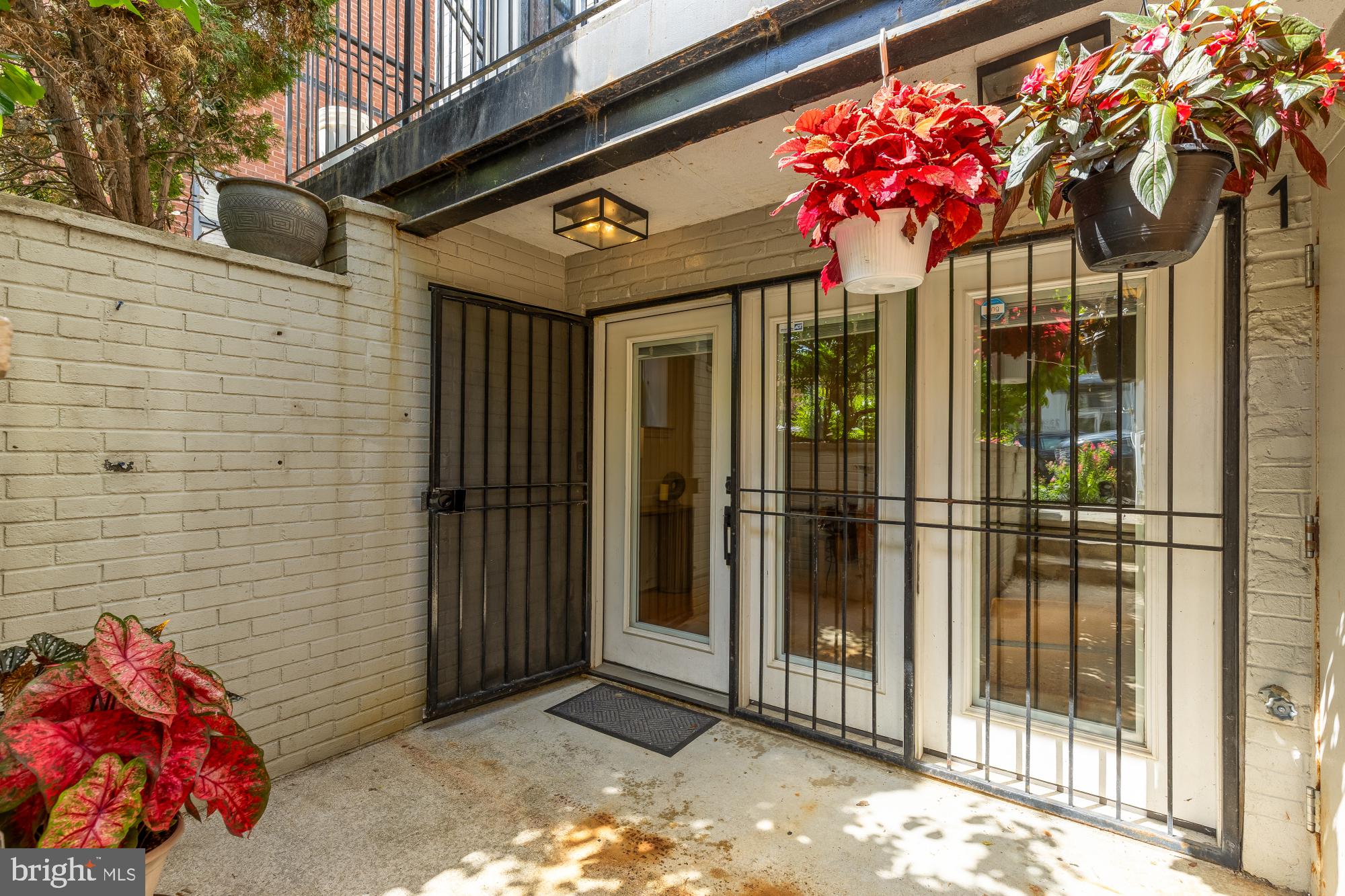 2432 Ontario Road Northwest, Unit 1 Washington, DC 20009 - Photo 16 of 18