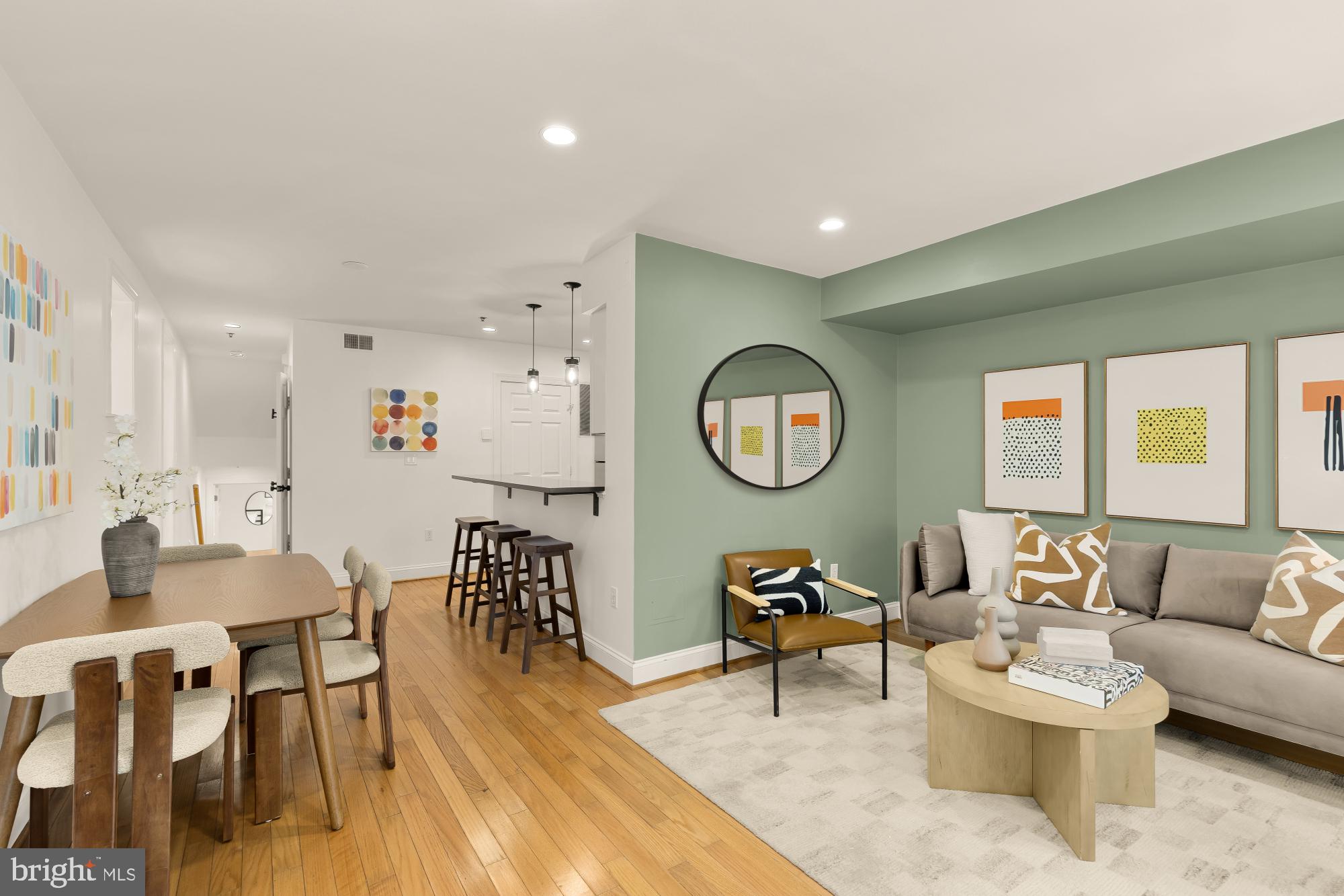 2432 Ontario Road Northwest, Unit 1 Washington, DC 20009 - Photo 2 of 18
