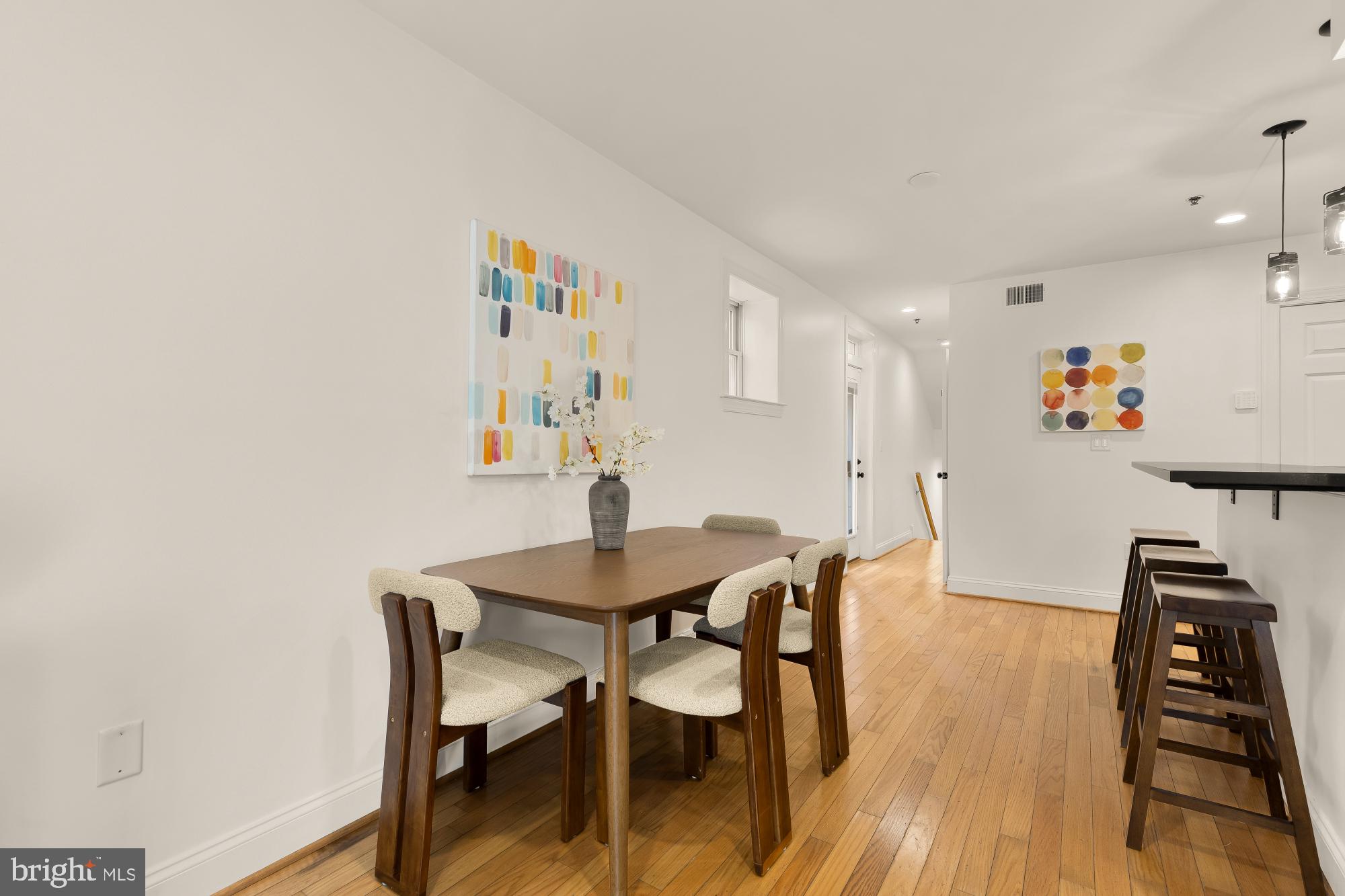 2432 Ontario Road Northwest, Unit 1 Washington, DC 20009 - Photo 4 of 18