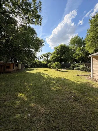 $1,595 | 1455 Honor Drive, DeSoto, TX 75115