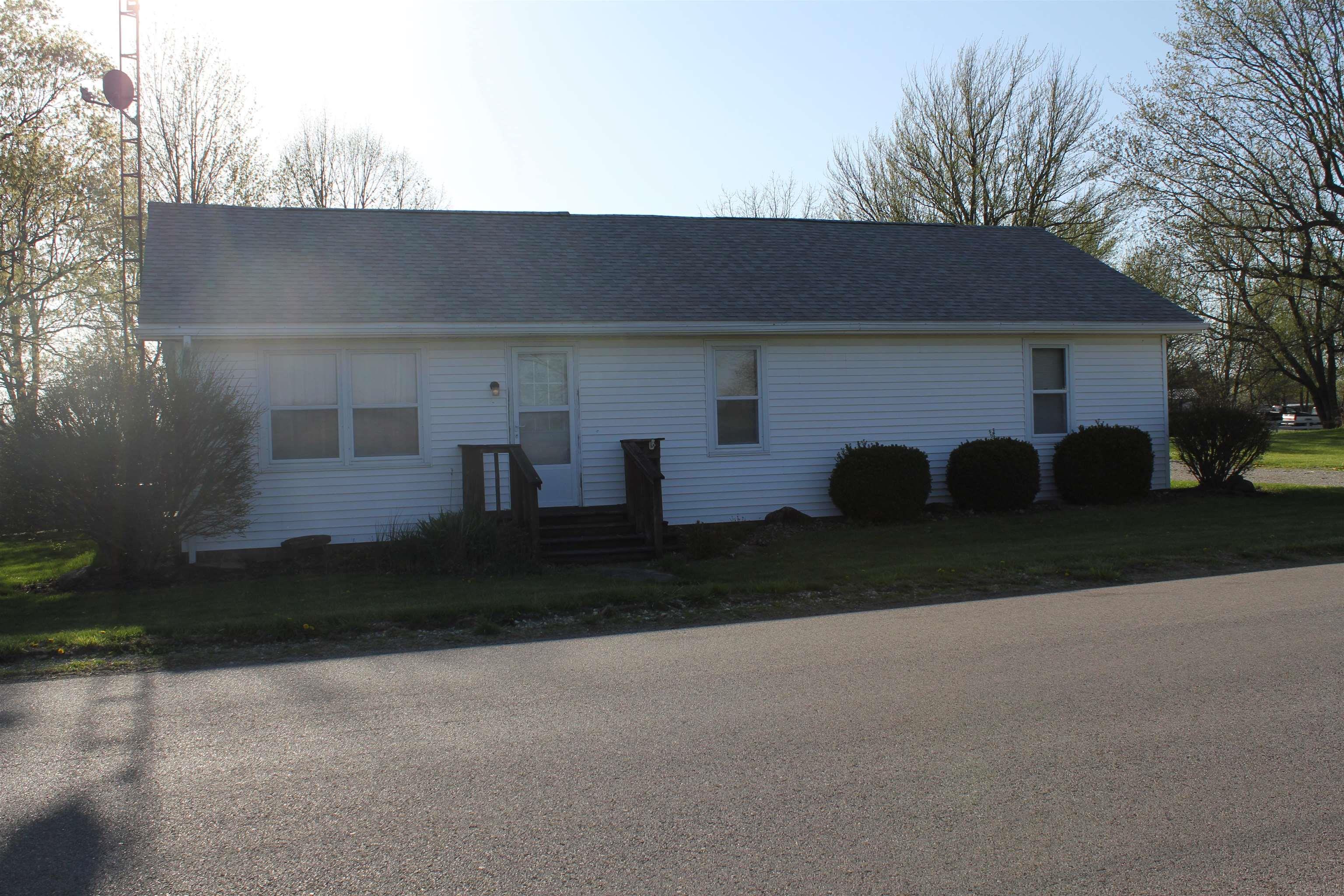 5836 South Como Road Portland, IN 47371 - Photo 2 of 20 Gallery Image 2