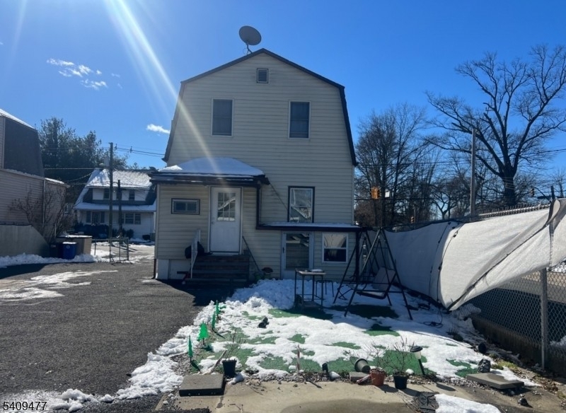 2485 Vauxhall Road Union, NJ 07083 - Photo 12 of 22