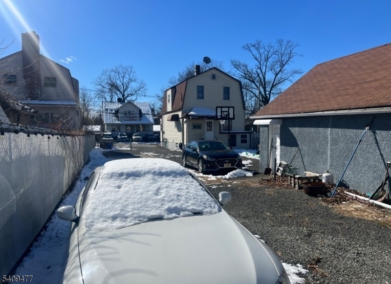 2485 Vauxhall Road Union, NJ 07083 - Photo 9 of 22