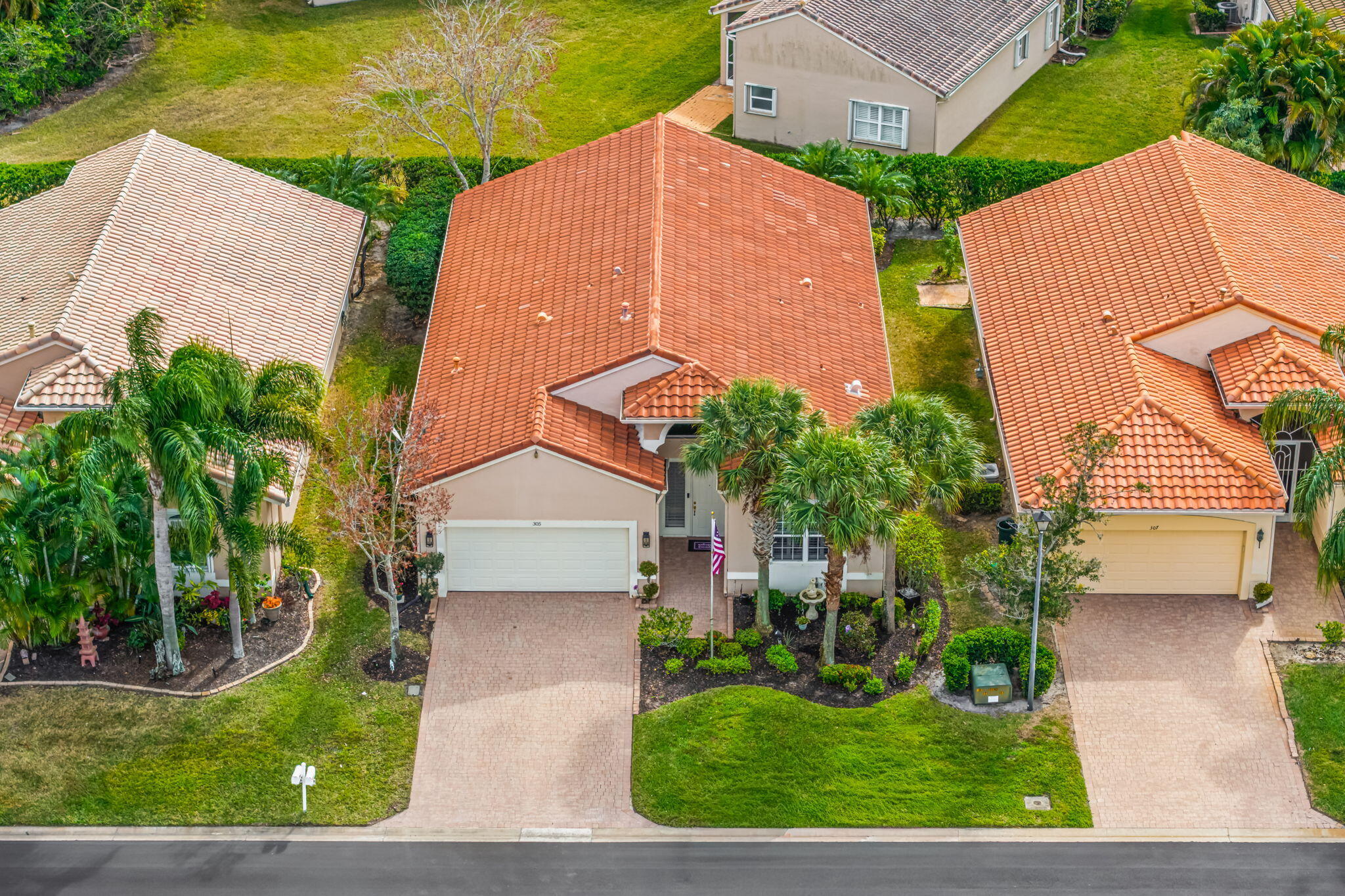 305 Springview Loop Port St. Lucie, FL 34986 - Photo 2 of 49 305 NW SPRINGVIEW LOOP