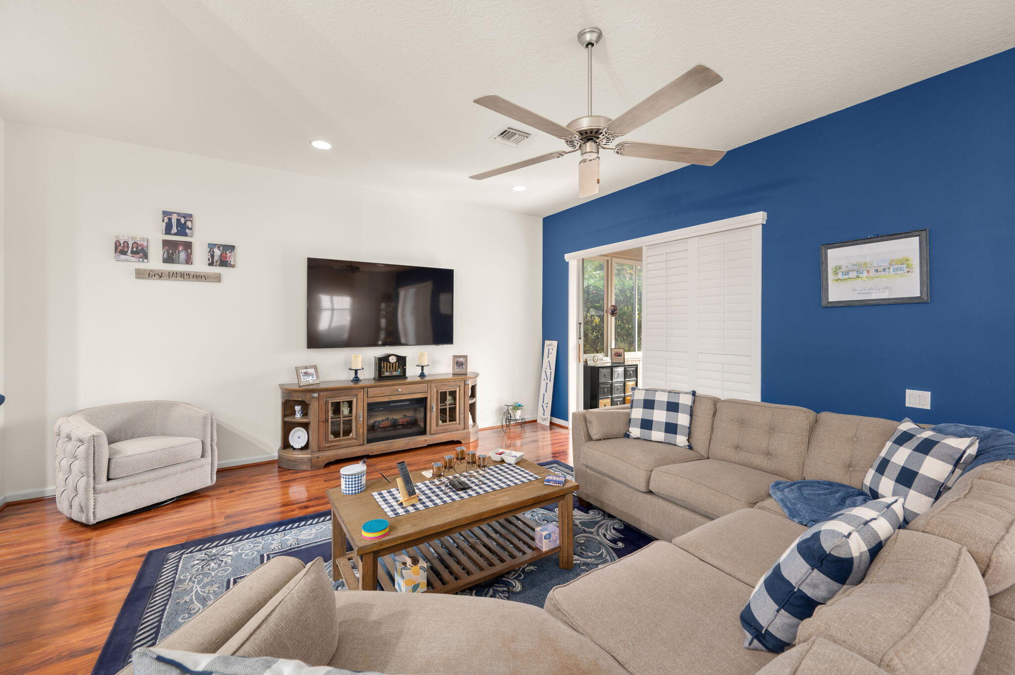 305 Springview Loop Port St. Lucie, FL 34986 - Photo 10 of 49 LIVING ROOM