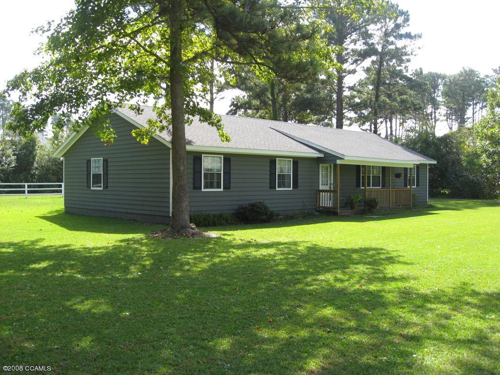 427 Austin Road Beaufort, NC 28516 - Photo 2 of 9 Exterior View Front
