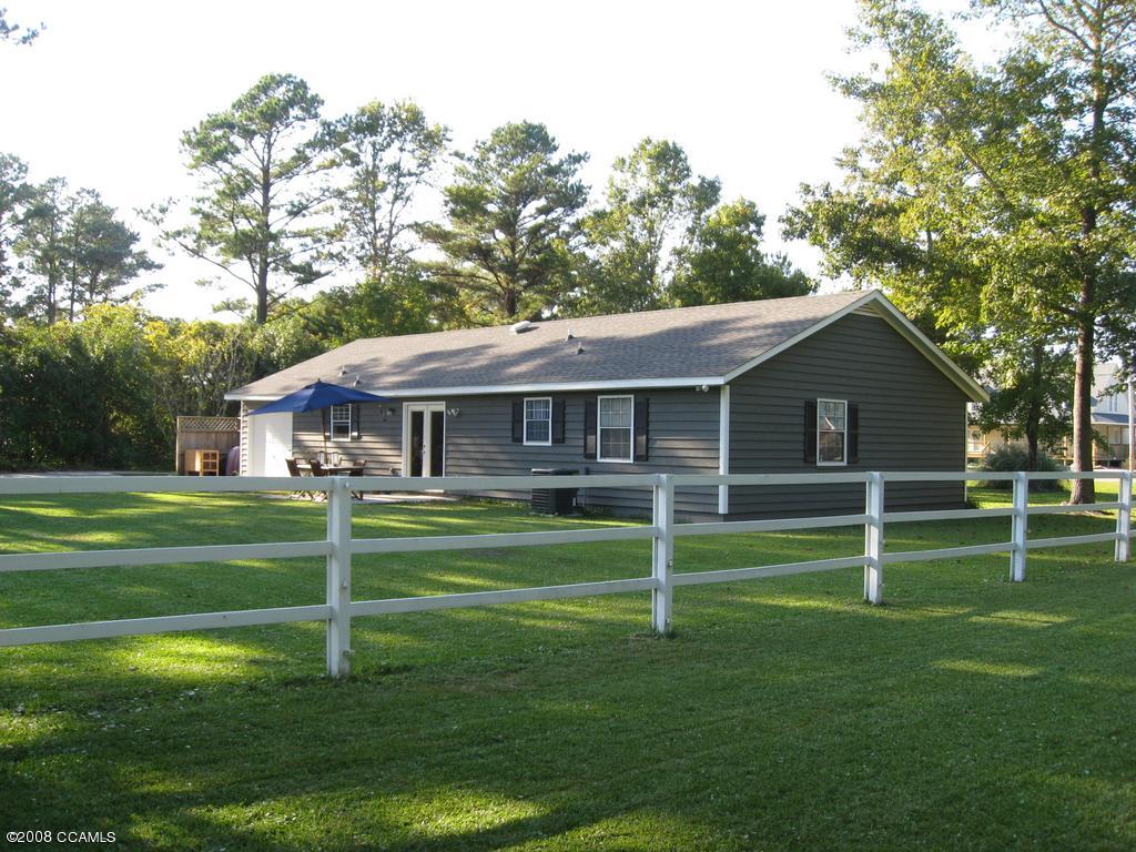 427 Austin Road Beaufort, NC 28516 - Photo 3 of 9 Exterior View Rear