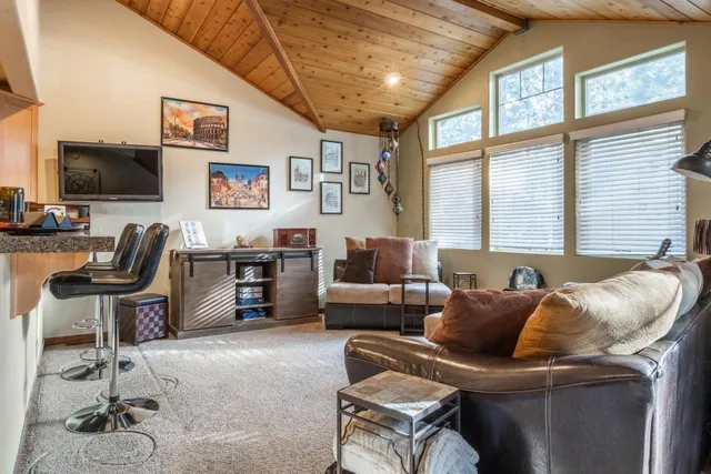 $749,000 | 463 Mono Street, Unit 1, Mammoth Lakes, CA 93546