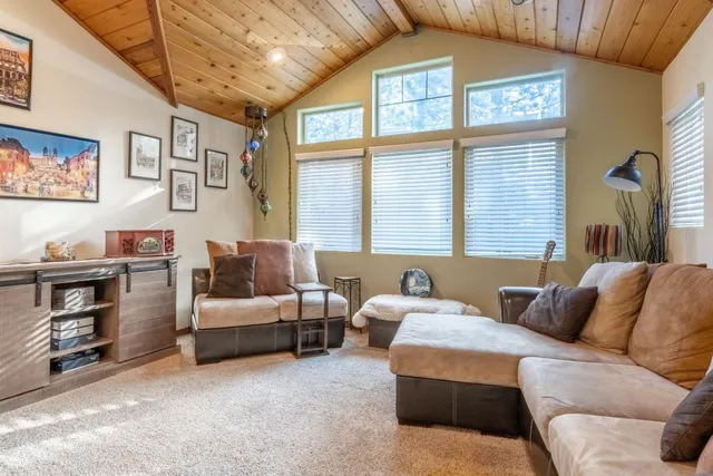 $749,000 | 463 Mono Street, Unit 1, Mammoth Lakes, CA 93546