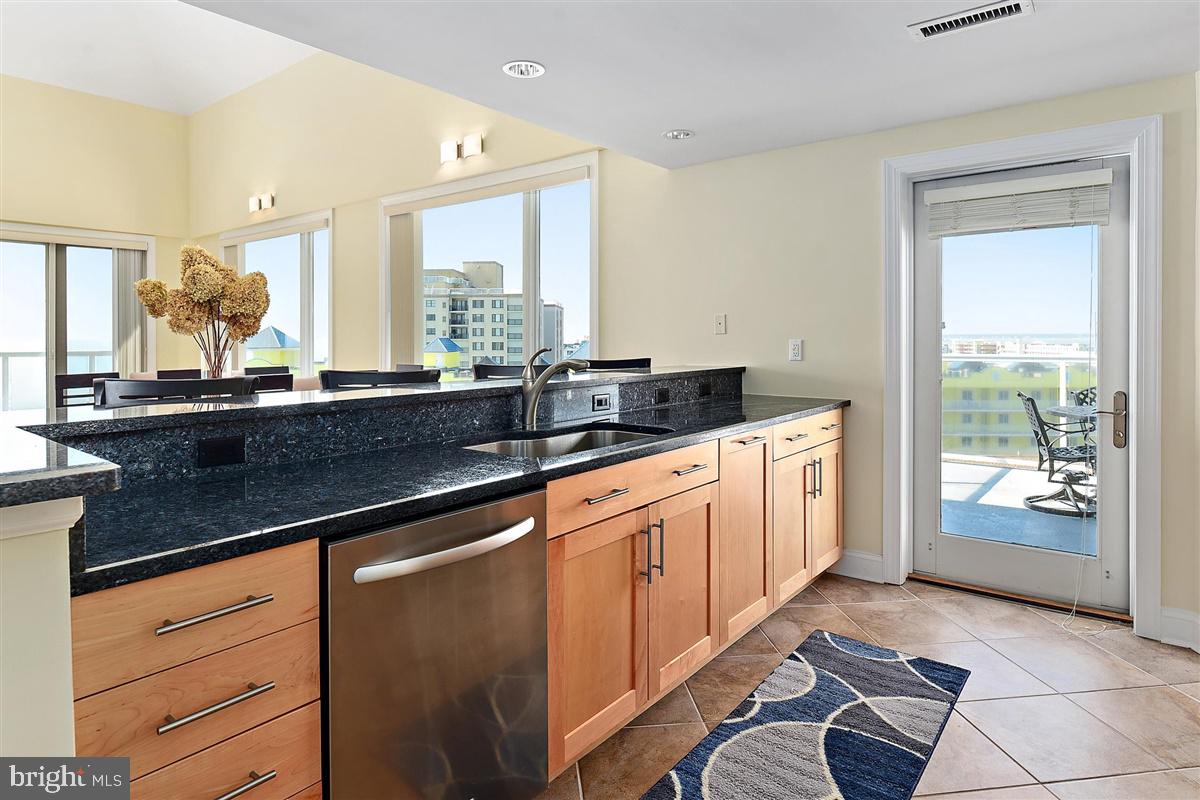 6 60th Street, Unit 706 Ocean City, MD 21842 - Photo 17 of 77