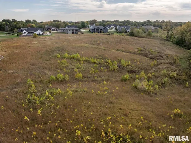 $950,000 | 400 Long Drive, Quincy, IL 62305