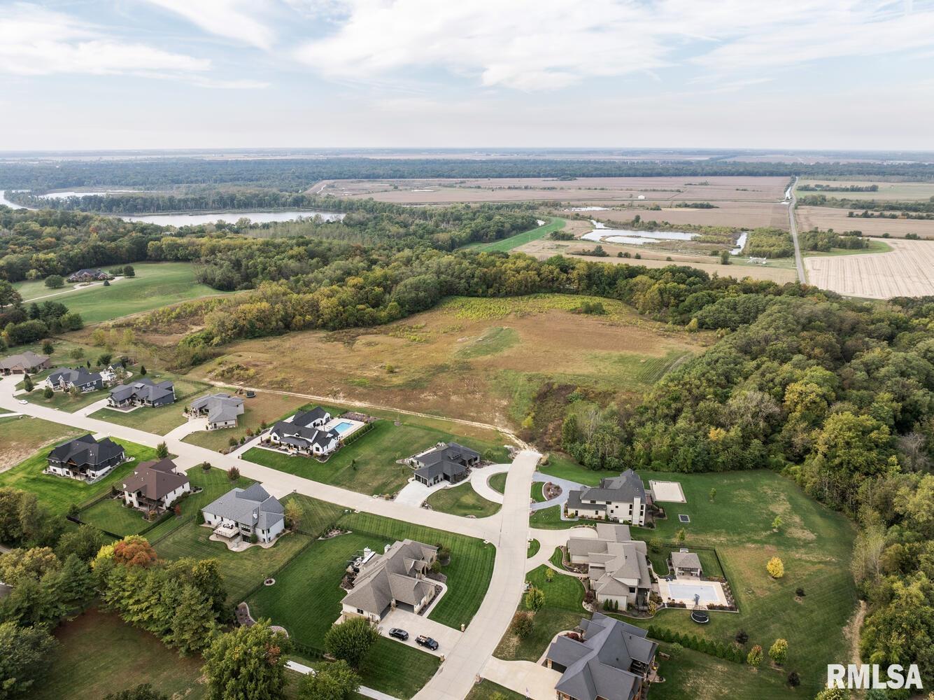 400 Long Drive Quincy, IL 62305 - Photo 9 of 20