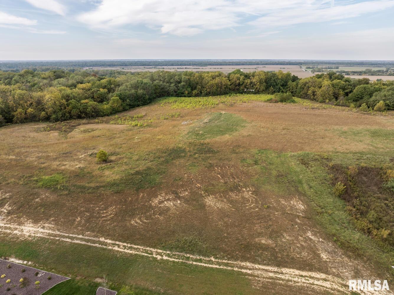 400 Long Drive Quincy, IL 62305 - Photo 10 of 20