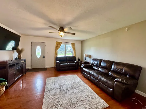 $230,000 | 2016 Felix Place, Plymouth, IN 46563