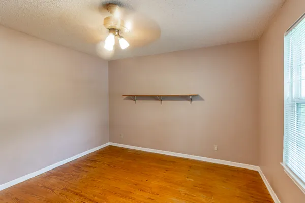 $2,050 | 913 East 53rd 1/2 Street, Unit B, Austin, TX 78751
