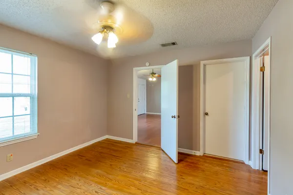 $2,050 | 913 East 53rd 1/2 Street, Unit B, Austin, TX 78751