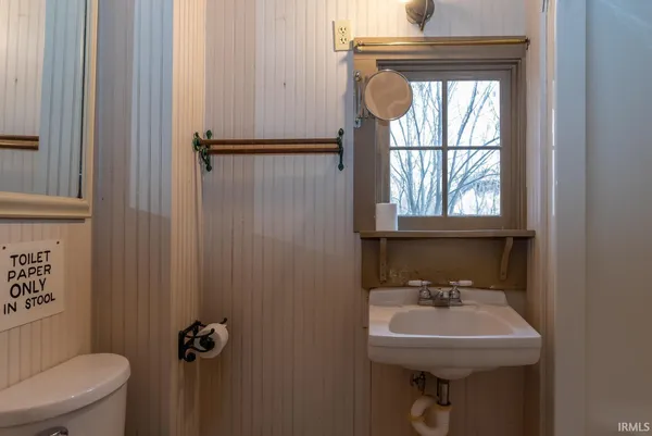 $249,900 | 2176 Highway 45, Solsberry, IN 47459