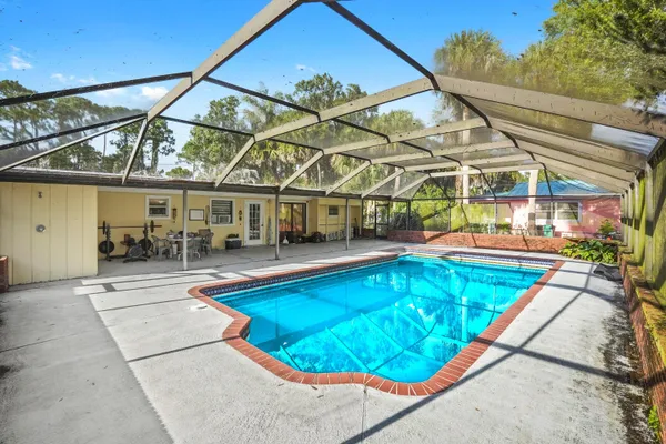 $599,900 | 203 East Easy Street, Fort Pierce, FL 34982
