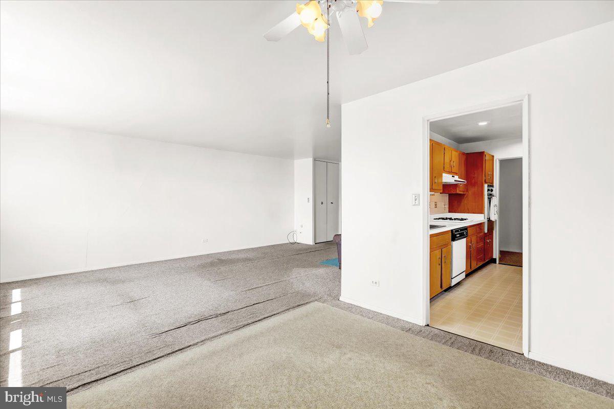 1517 Hill Road, Unit 5G Reading, PA 19602 - Photo 10 of 20 Gallery Image 10
