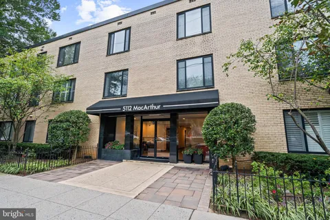 $275,000 | 5112 MacArthur Boulevard Northwest, Unit 2, Washington, DC 20016