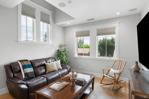$2,975,000 | 470 Harrington Drive, Sonoma, CA 95476