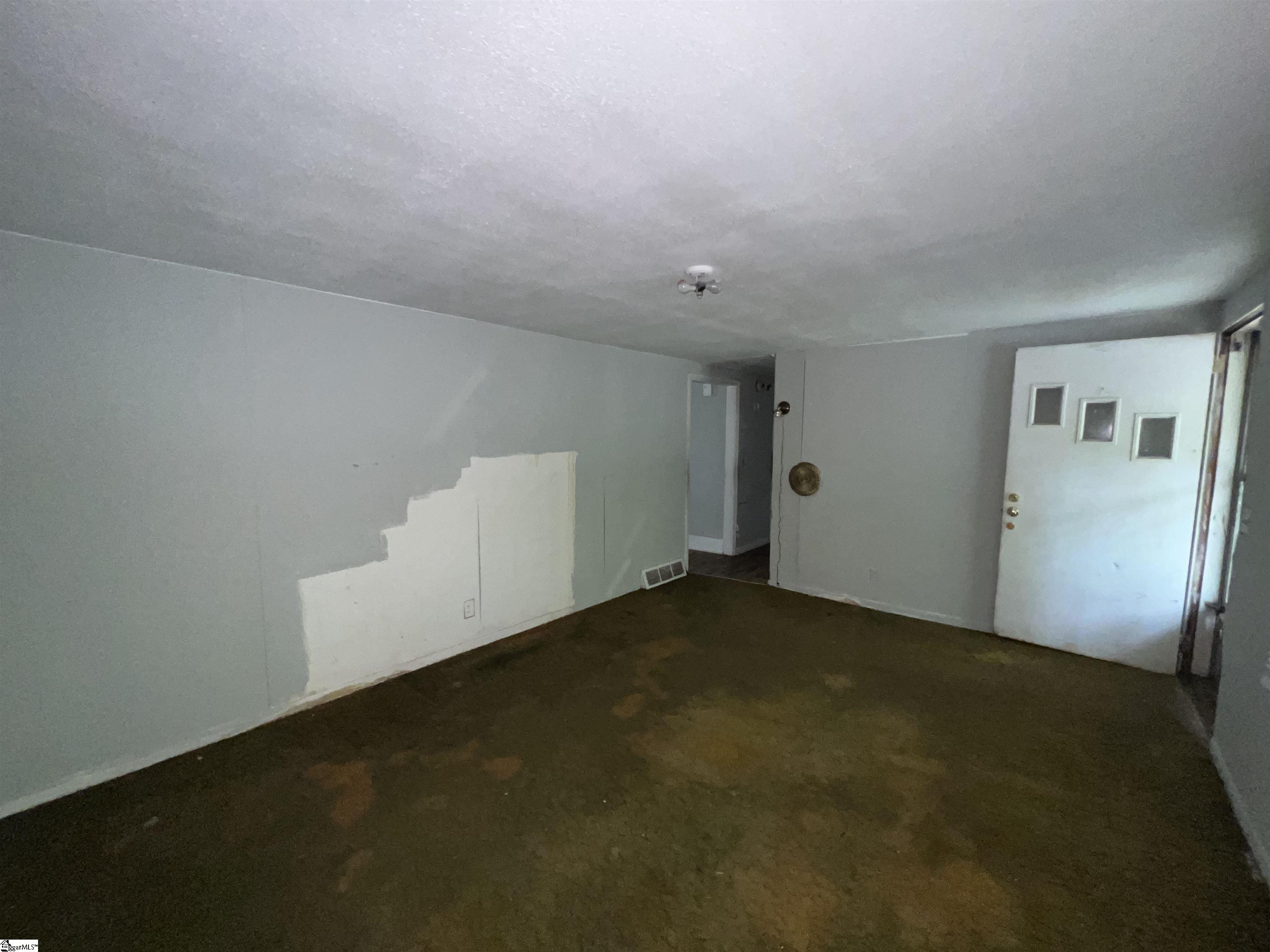 384 Hamburg Road Easley, SC 29640 - Photo 8 of 22