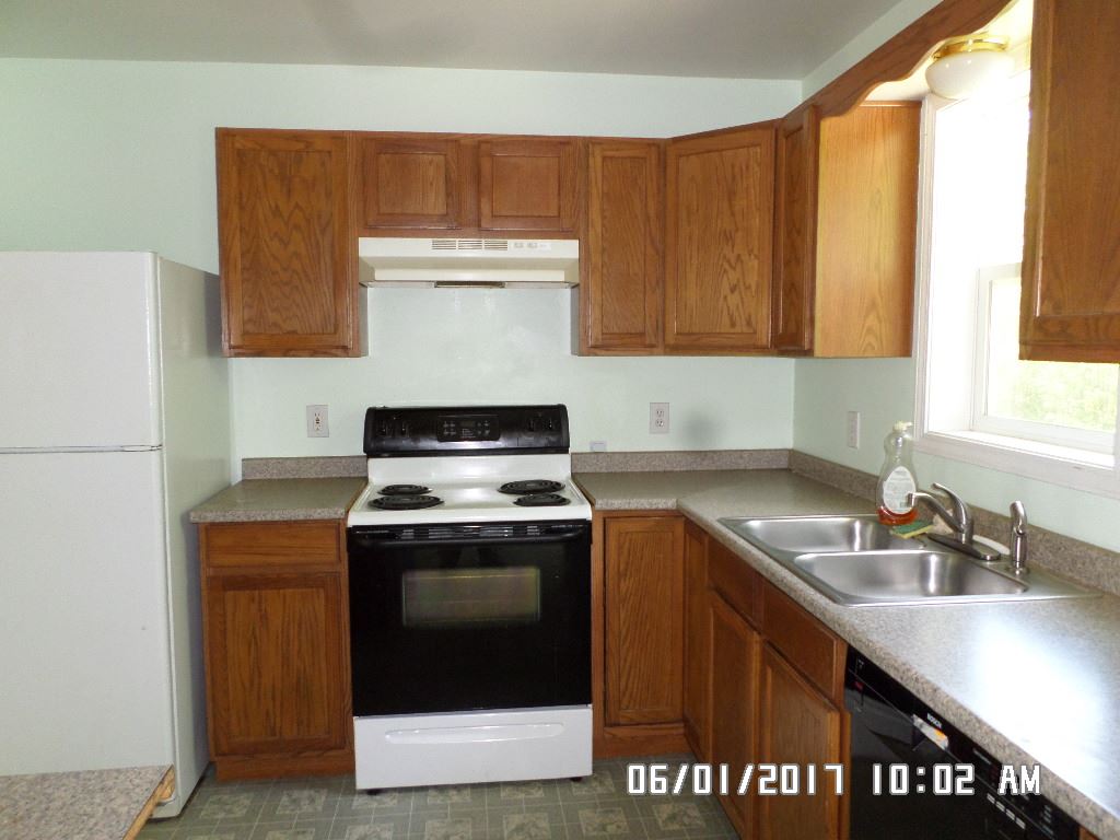 135 Oak Hill Road Lebanon, ME 04027 - Photo 3 of 13 Gallery Image 3