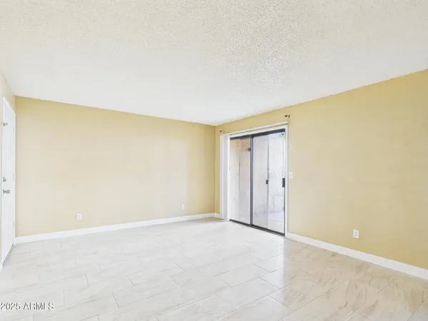 $1,250 | 5236 West Peoria Avenue, Unit 140, Glendale, AZ 85302