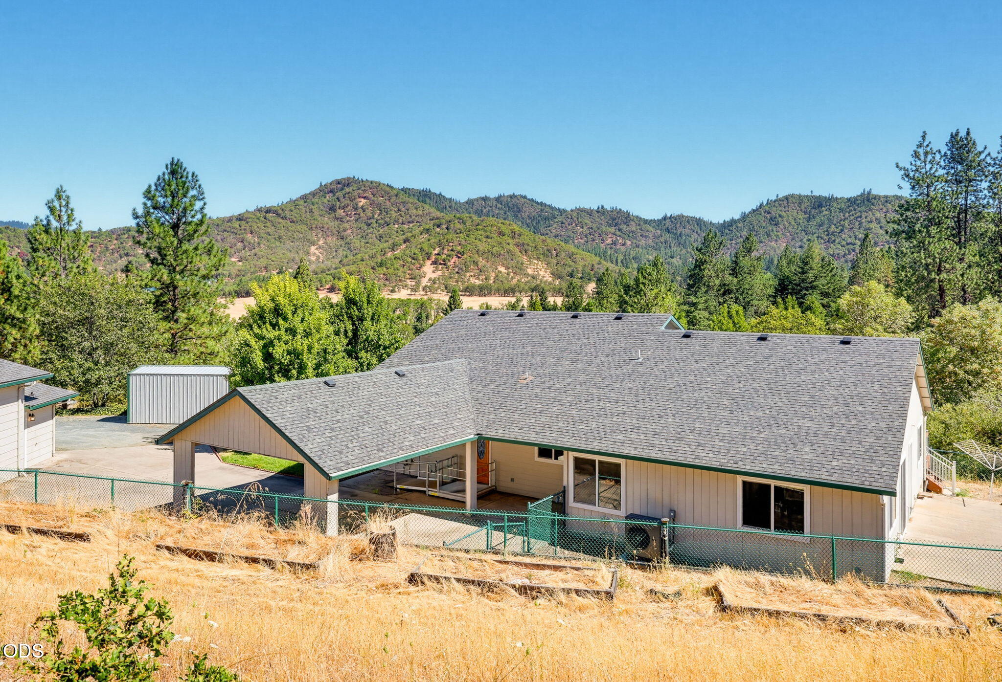620 Wards Creek Road Rogue River, OR 97537 - Photo 7 of 52