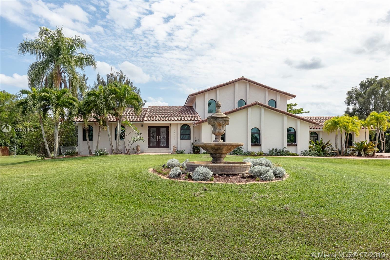 19100 Southwest 56th Street Southwest Ranches, FL 33332 - Photo 18 of 53