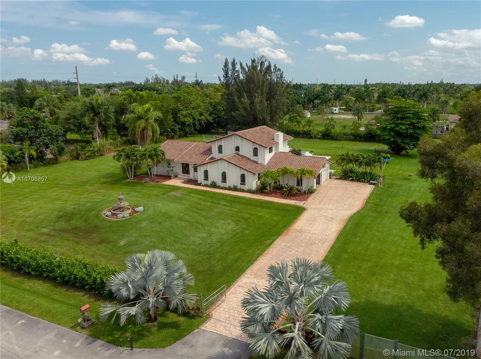19100 Southwest 56th Street Southwest Ranches, FL 33332 - Photo 9 of 53