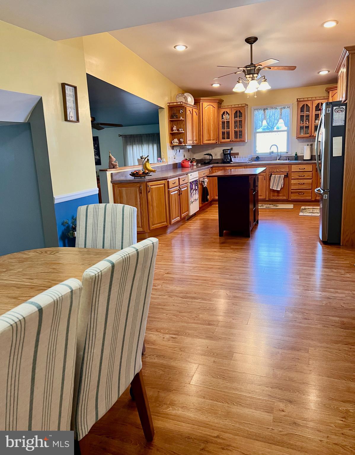 9705 Glenhope Road Philadelphia, PA 19115 - Photo 12 of 27 Gallery Image 12