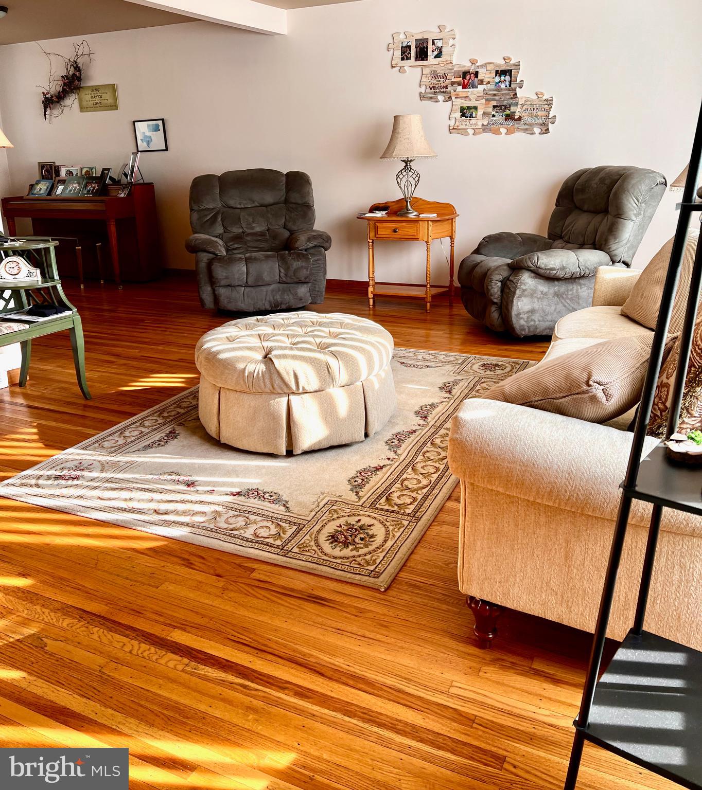 9705 Glenhope Road Philadelphia, PA 19115 - Photo 8 of 27 Gallery Image 8