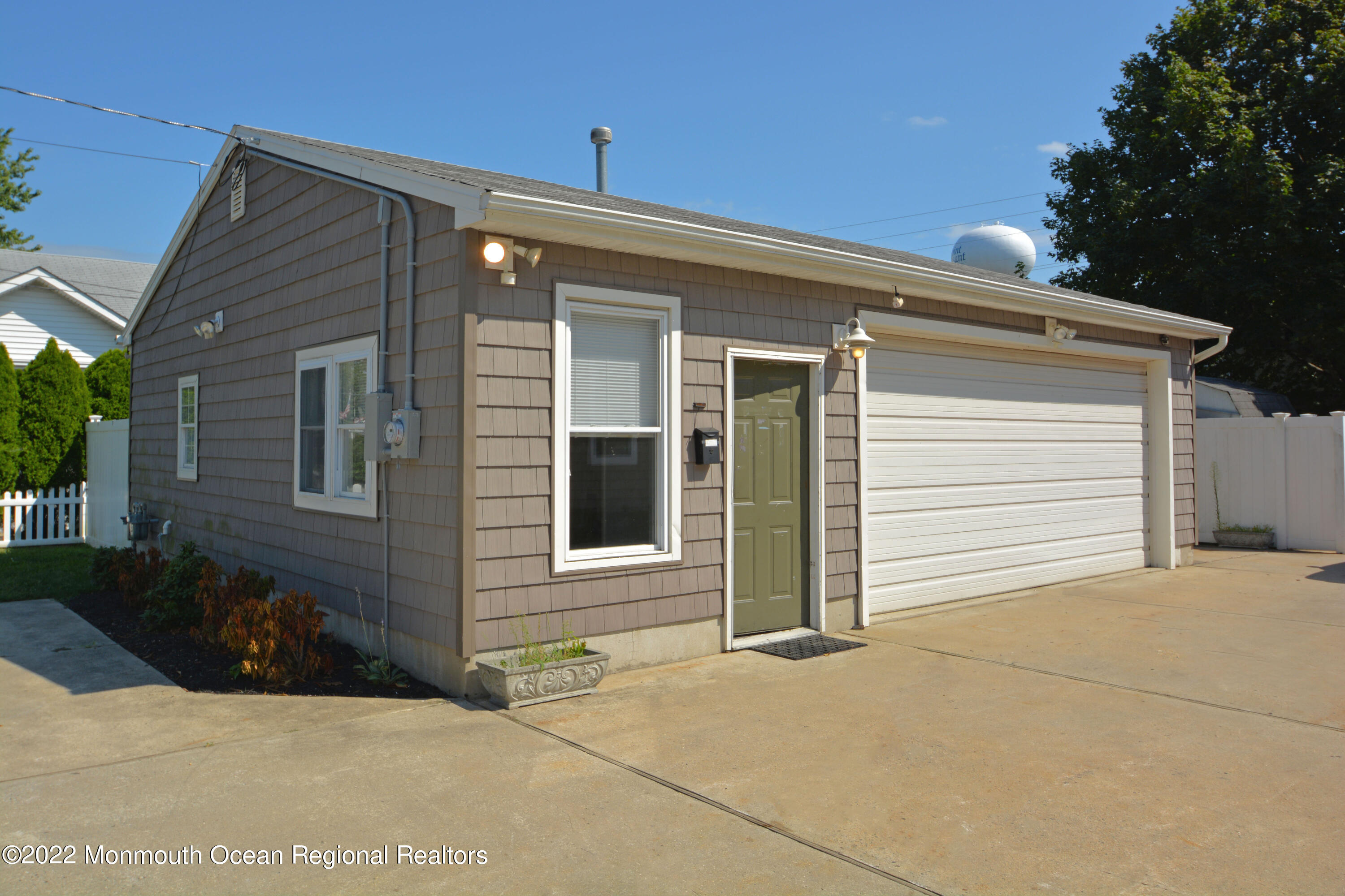 2208 Herbertsville Road Point Pleasant, NJ 08742 - Photo 17 of 20 Front garage