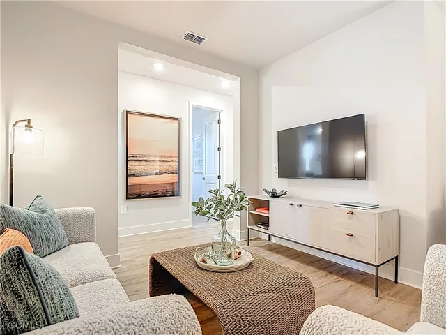 $3,959 | 8735 Catamaran Drive, Unit 3BVILLA, Naples, FL 34114