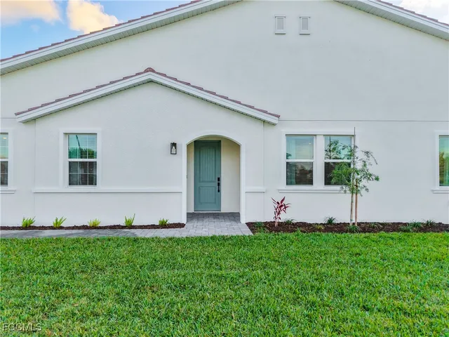 $3,959 | 8735 Catamaran Drive, Unit 3BVILLA, Naples, FL 34114