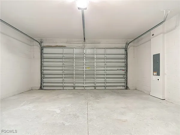 $4,451 | 8735 Catamaran Drive, Unit 3BVILLA, Naples, FL 34114