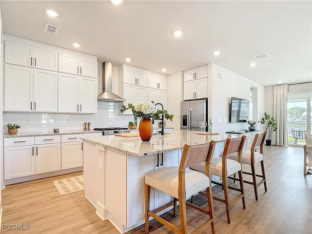 $3,959 | 8735 Catamaran Drive, Unit 3BVILLA, Naples, FL 34114