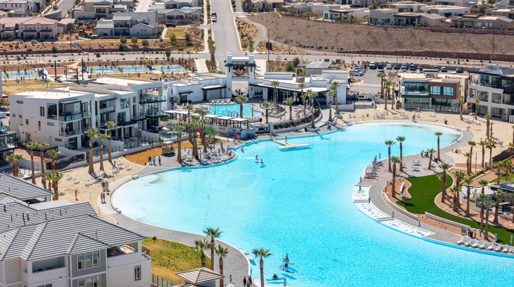 688 West High Tide Place, Unit 132 St. George, UT 84790 - Photo 16 of 20 Amenity - Lagoon