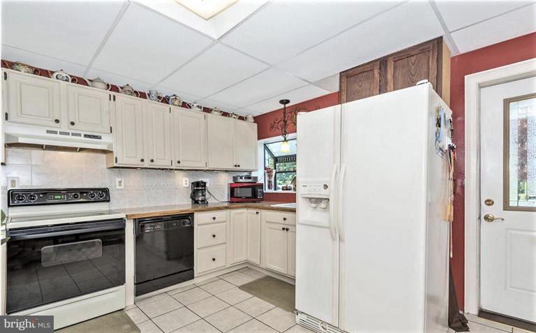 409 Prospect Road Mount Airy, MD 21771 - Photo 10 of 24 Kitchen