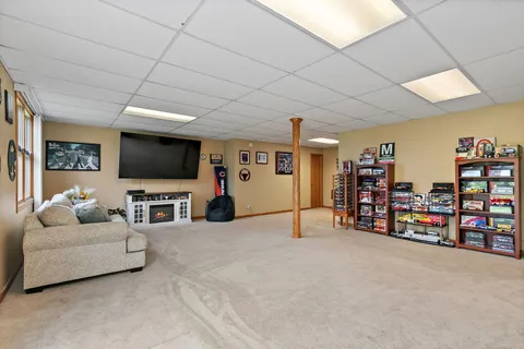 $375,000 | 919 Spring Drive, Marengo, IL 60152