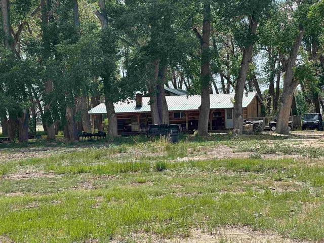 $585,000 | 127 Eden East 1st North Road, Farson, WY 82932