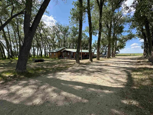 $585,000 | 127 Eden East 1st North Road, Farson, WY 82932