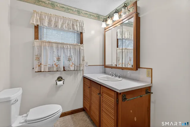 $599,000 | 55 Island Road, Killingly, CT 06241