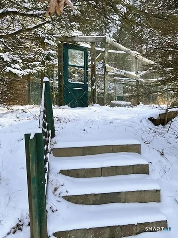 $599,000 | 55 Island Road, Killingly, CT 06241