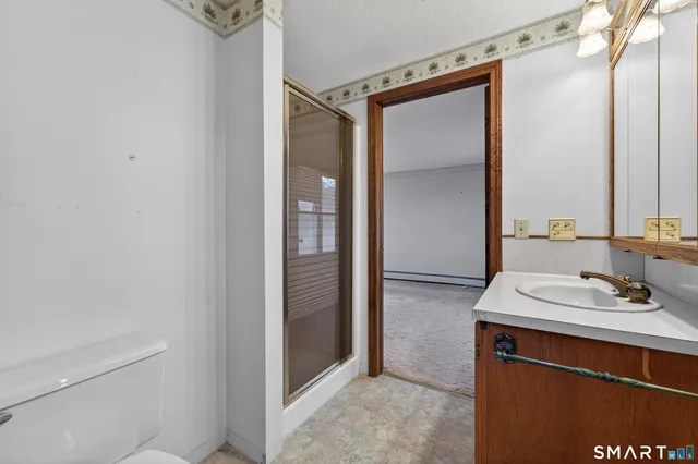 $599,000 | 55 Island Road, Killingly, CT 06241