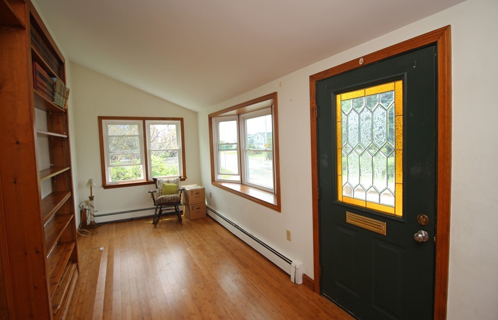 390 Newport Road Hull, MA 02045 - Photo 7 of 14