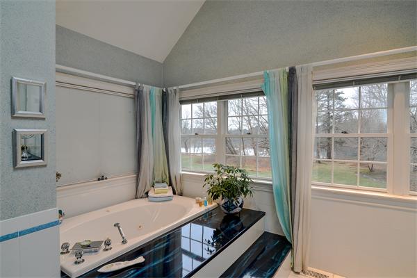 240 Salem End Road Framingham, MA 01702 - Photo 13 of 20 Gallery Image 13