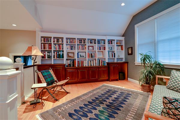 240 Salem End Road Framingham, MA 01702 - Photo 14 of 20 Gallery Image 14